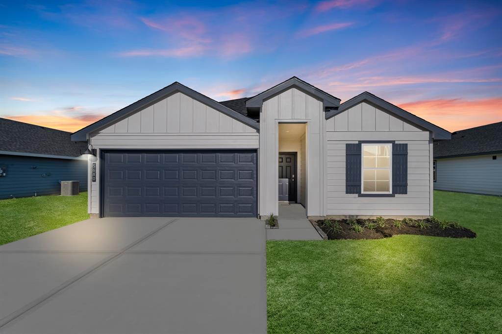 5680 Wood Duck Drive, Orange, Texas image 1