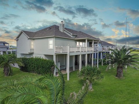 A home in Crystal Beach