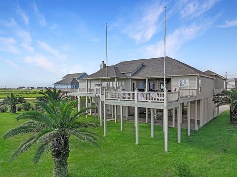 A home in Crystal Beach