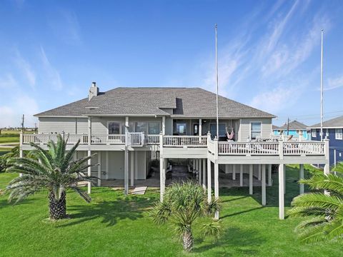 A home in Crystal Beach