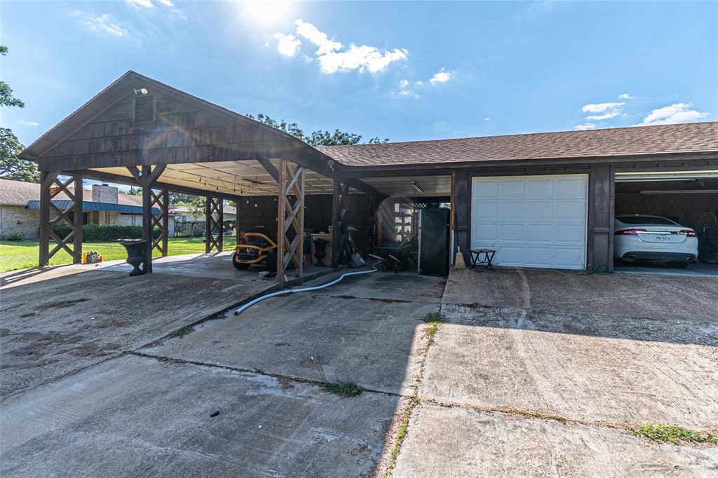 635 W Church Street, Centerville, Texas image 36