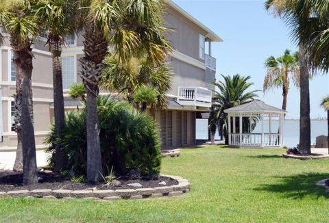 A home in Tiki Island