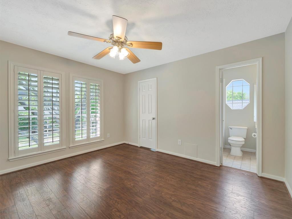 3915 Village Corner Drive, Pasadena, Texas image 34