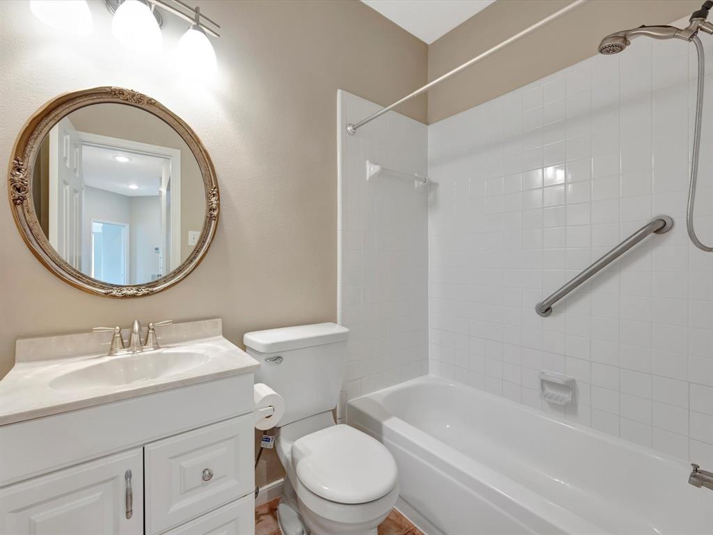 3915 Village Corner Drive, Pasadena, Texas image 20