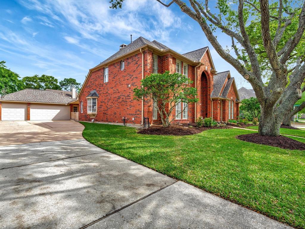 3915 Village Corner Drive, Pasadena, Texas image 2
