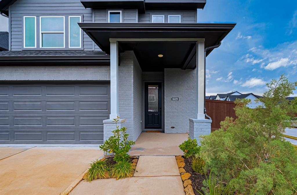 16819 Chapel Knox Drive, Humble, Texas image 3