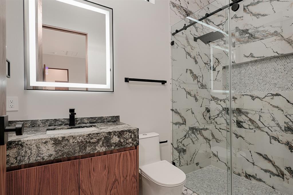 112 S Timber Top Dr, The Woodlands, Texas image 30