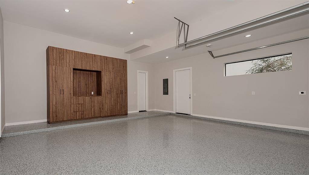 112 S Timber Top Dr, The Woodlands, Texas image 35