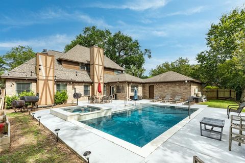 A home in Lake Jackson