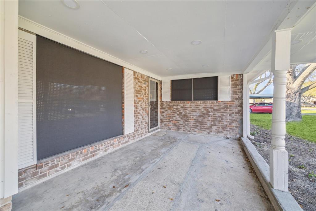 412 Lyndale Drive