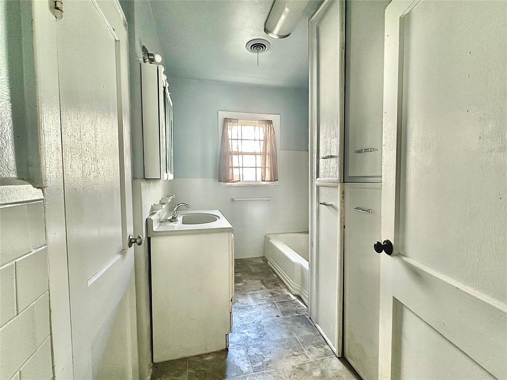 213 E Menefee Street, Lufkin, Texas image 15