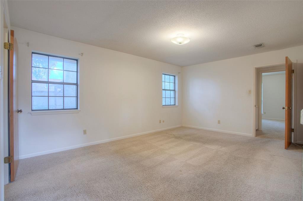 333 Hardy Street, Huntsville, Texas image 30