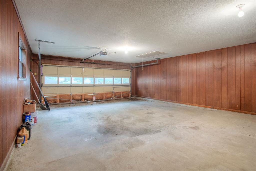 333 Hardy Street, Huntsville, Texas image 35
