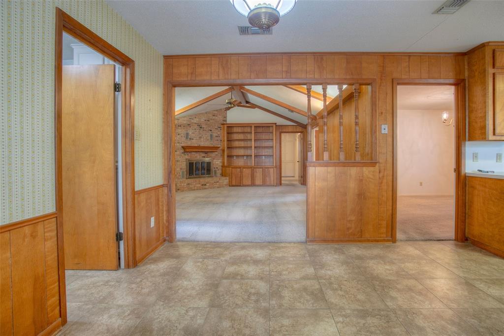 333 Hardy Street, Huntsville, Texas image 8