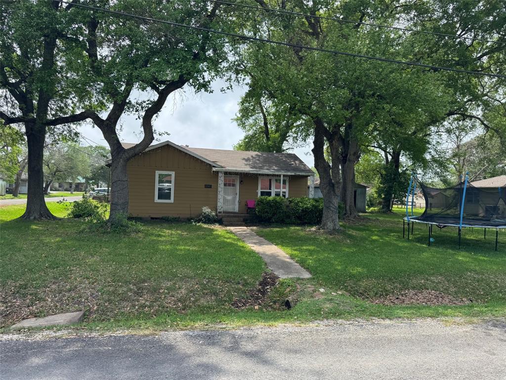 2701 3rd Avenue, Groves, Texas image 1