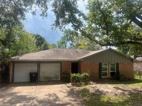 A home in Alvin