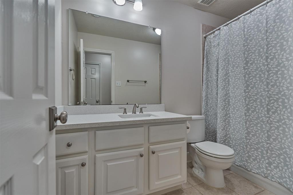 19 Millwright Place, The Woodlands, Texas image 35