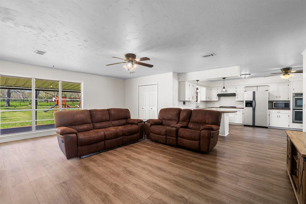 202 Neal Road, Wharton, Texas image 6
