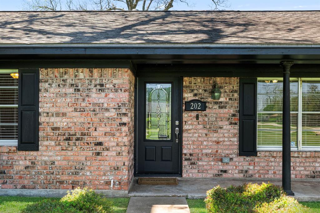 202 Neal Road, Wharton, Texas image 4