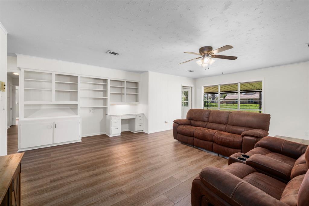 202 Neal Road, Wharton, Texas image 7