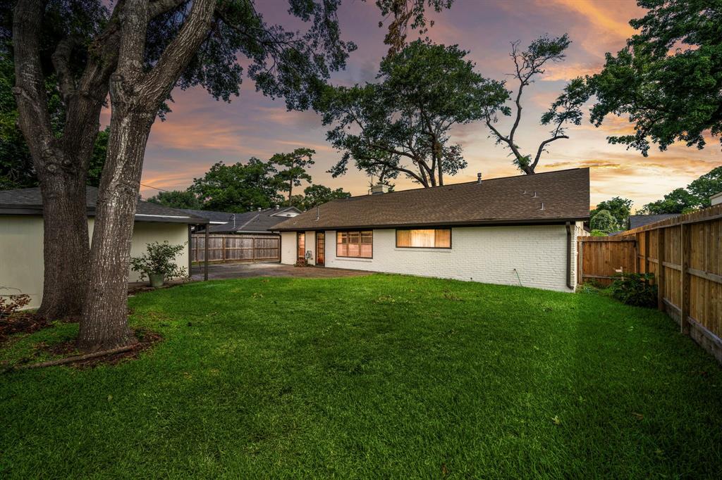 2323 Del Norte Street, Houston, Texas image 2