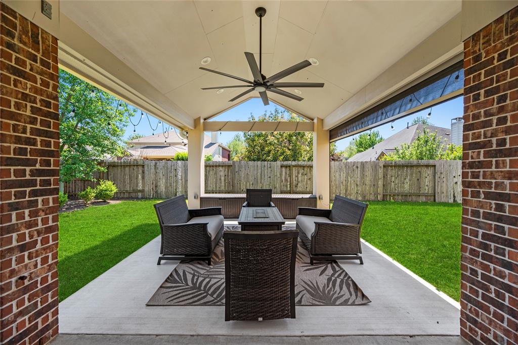 18023 Channel Hill Drive, Cypress, Texas image 36