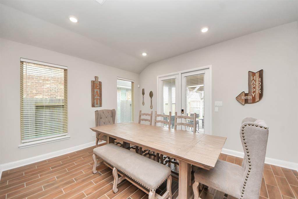 7006 Water Glen Lane, Manvel, Texas image 23