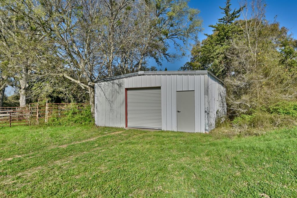 500 Artesian Park Lane, Brenham, Texas image 39