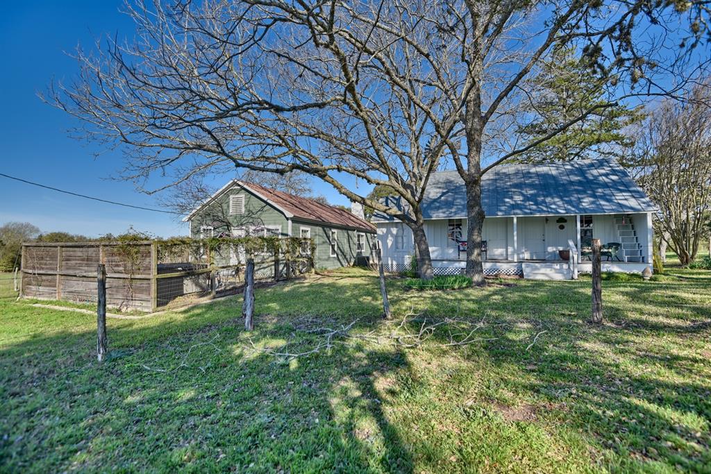 500 Artesian Park Lane, Brenham, Texas image 6