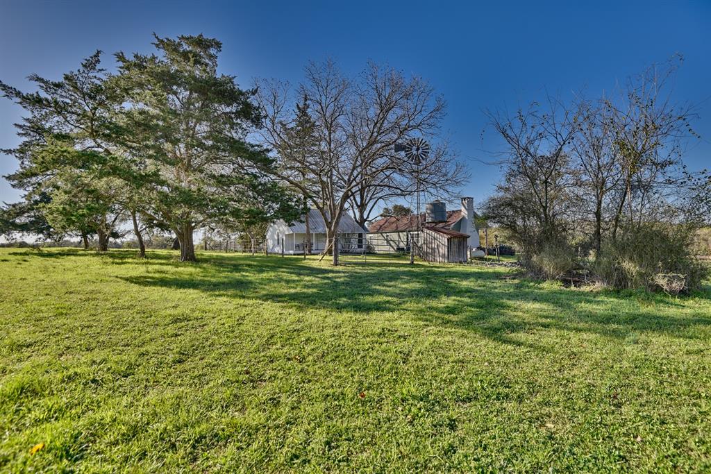 500 Artesian Park Lane, Brenham, Texas image 11
