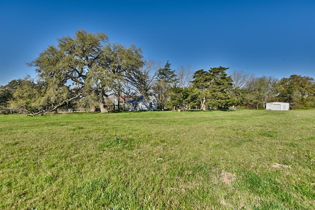 500 Artesian Park Lane, Brenham, Texas image 12
