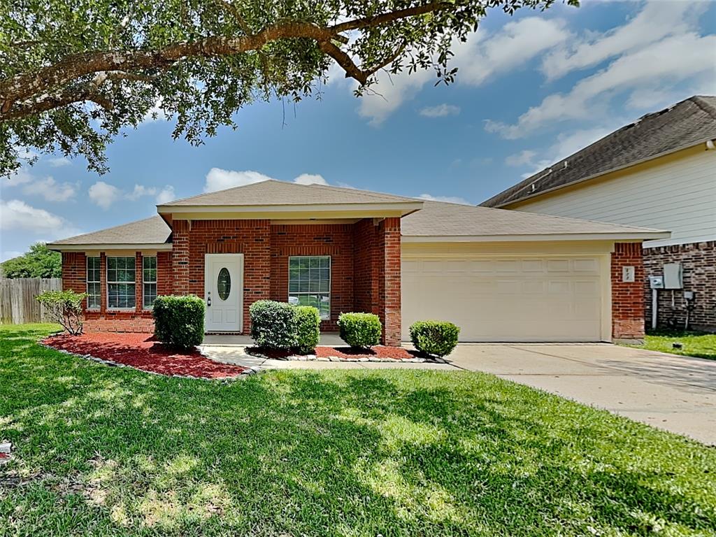 422 Magnolia Way, League City, Texas image 1