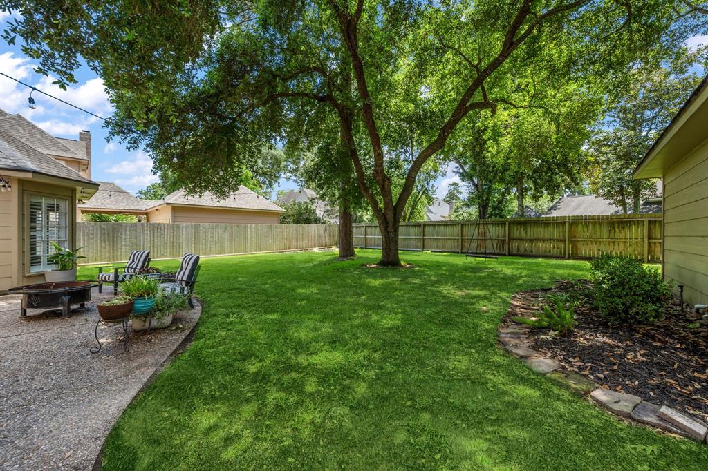 1927 Windy Green Drive, Kingwood, Texas image 27