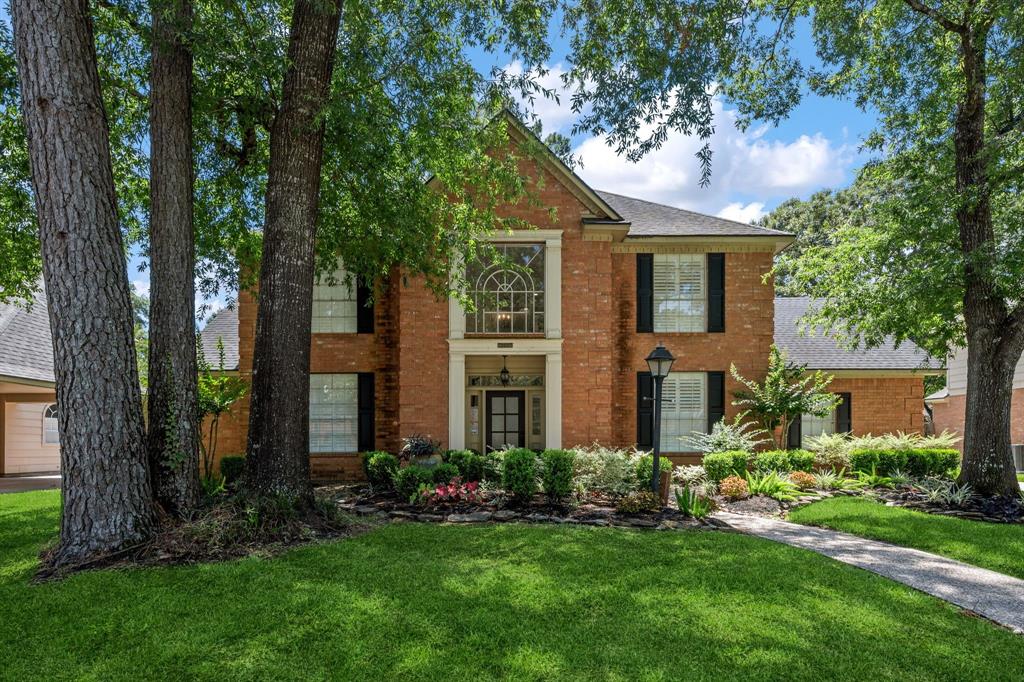 1927 Windy Green Drive, Kingwood, Texas image 2