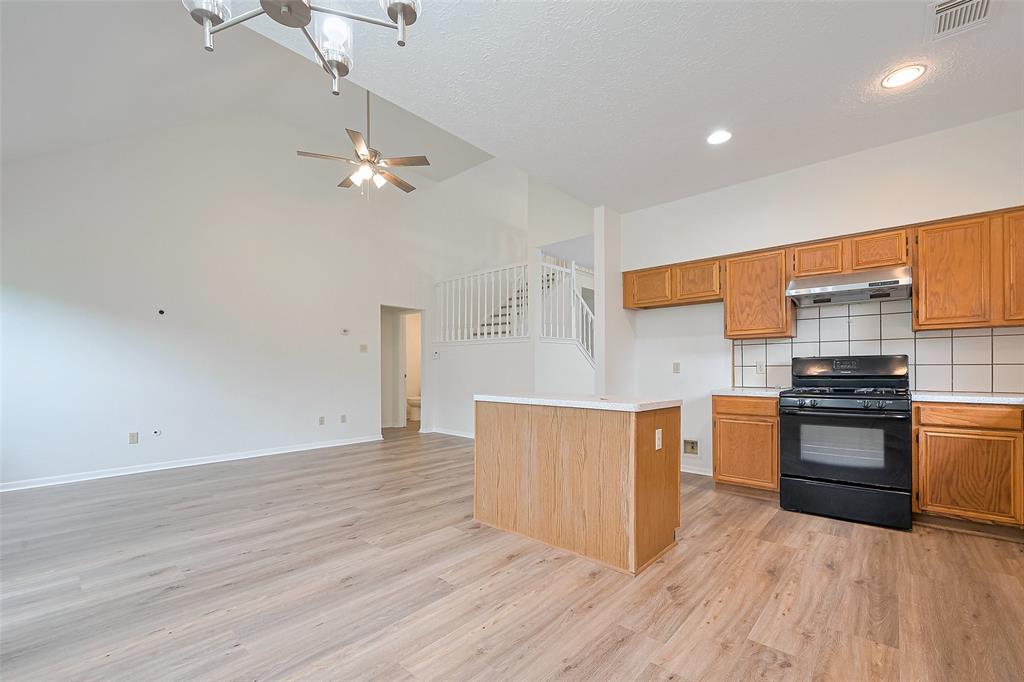 4627 Plymouth Way, Missouri City, Texas image 17