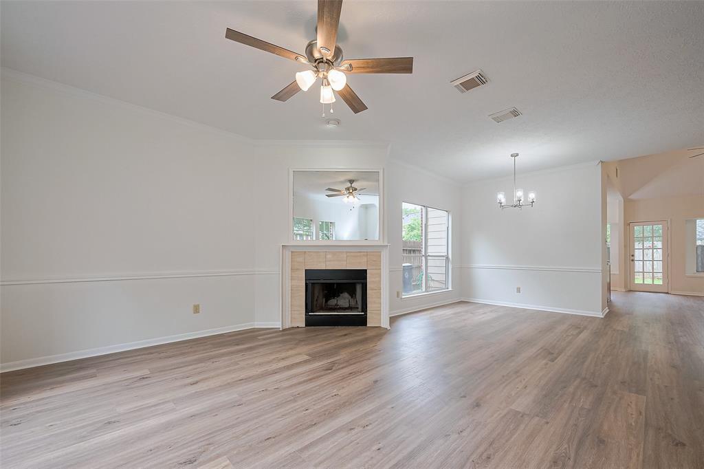 4627 Plymouth Way, Missouri City, Texas image 7