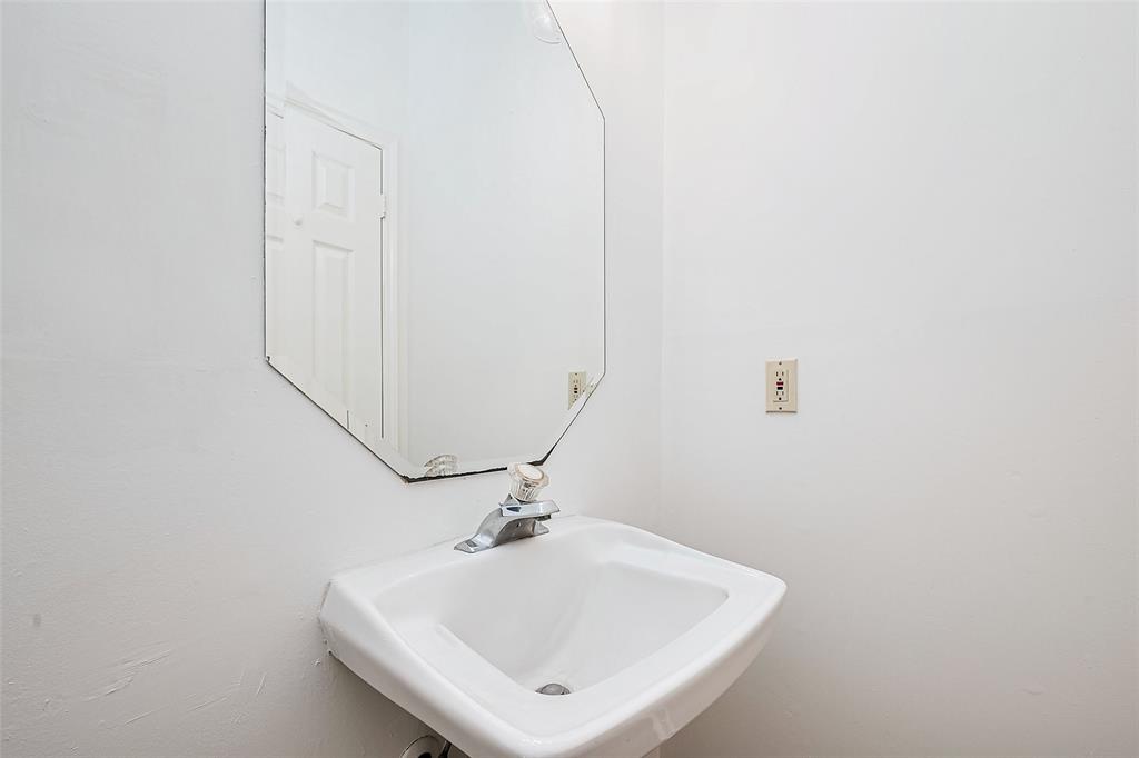 4627 Plymouth Way, Missouri City, Texas image 21