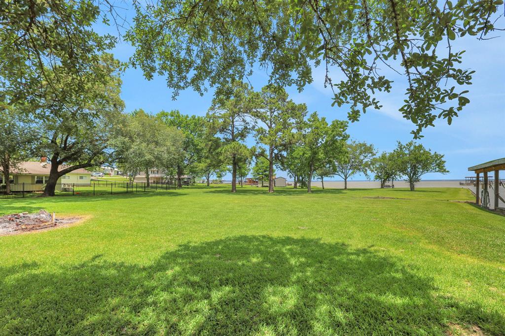 151 Lakeview Circle, Coldspring, Texas image 11