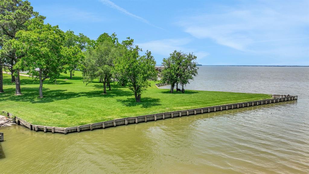 151 Lakeview Circle, Coldspring, Texas image 2