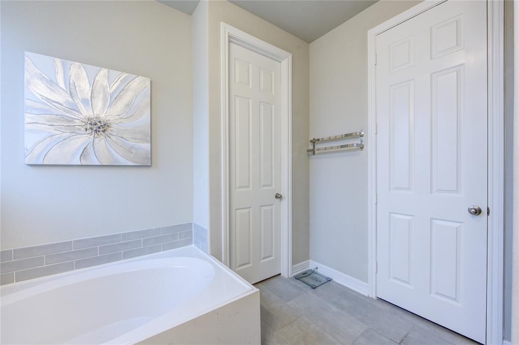 2432 Solaris Bend Drive, Katy, Texas image 31