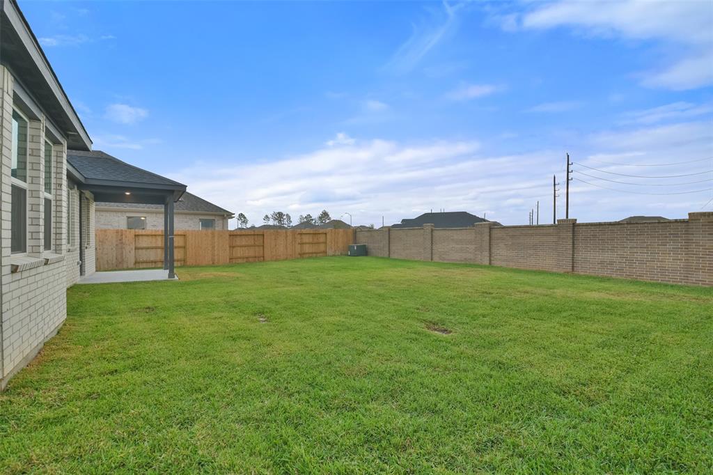 13207 Wood Leaf Park, Tomball, Texas image 32