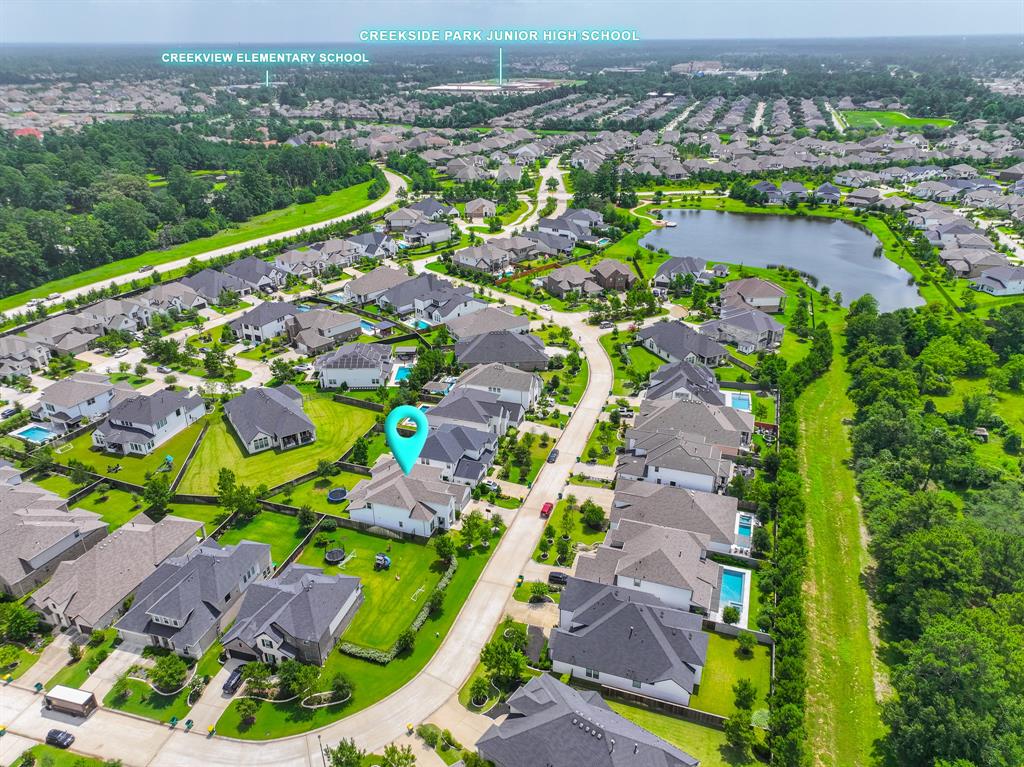 40 Snowdrop Lily Drive