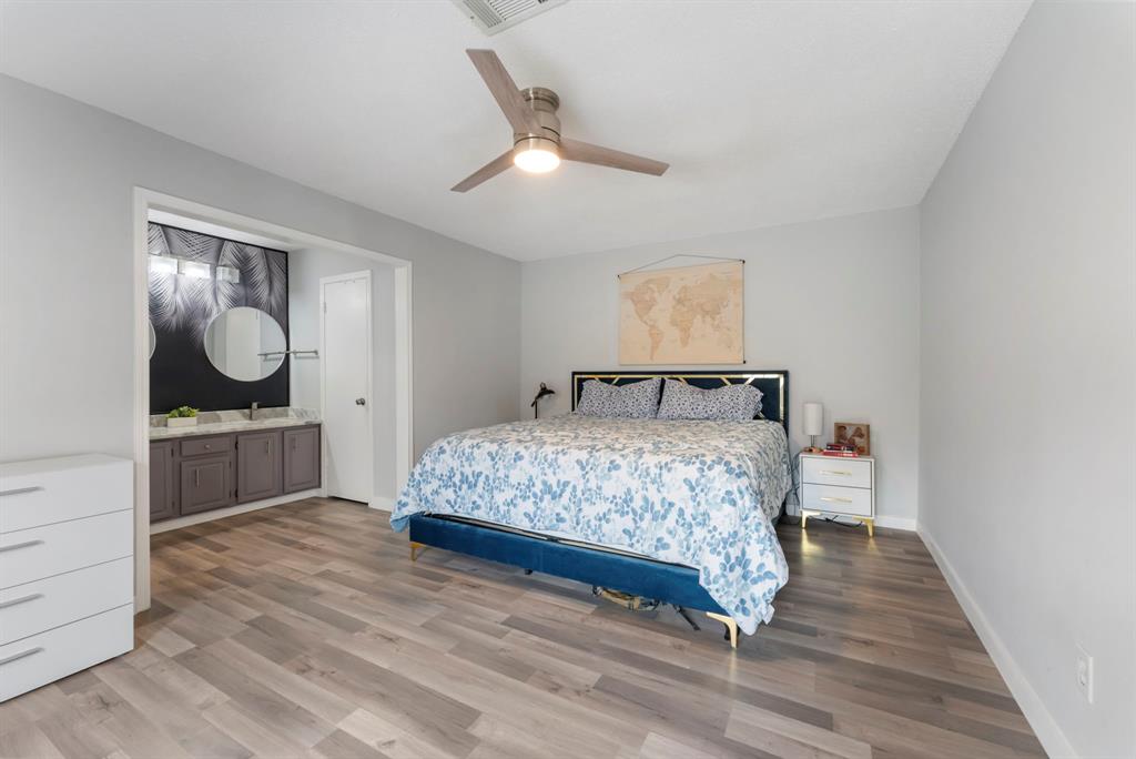 4930 Algernon Drive, Spring, Texas image 22