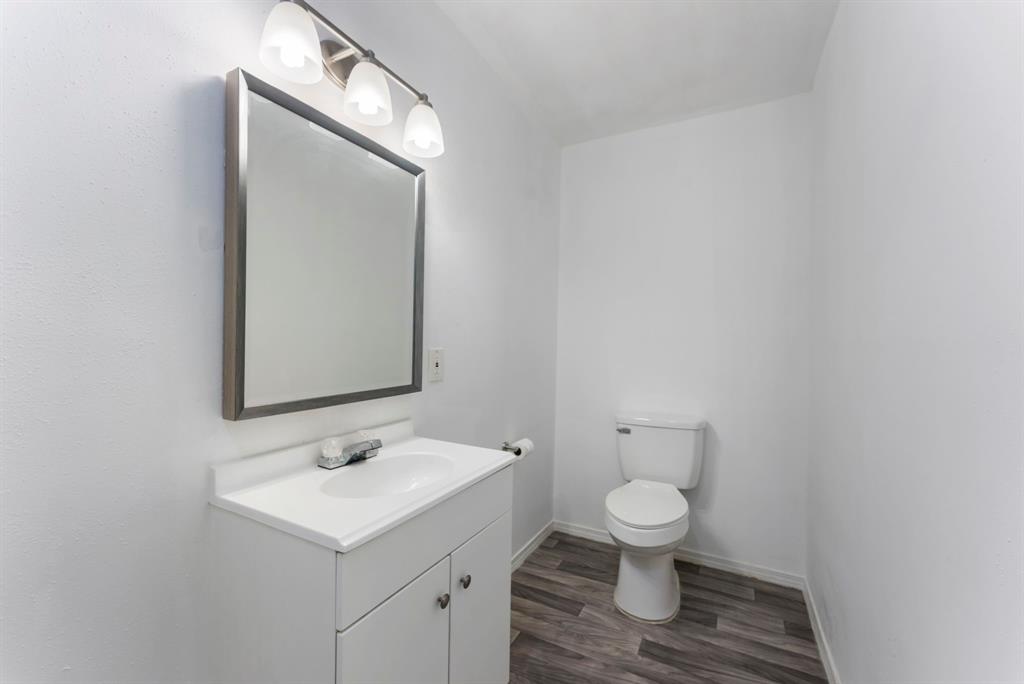 4930 Algernon Drive, Spring, Texas image 35