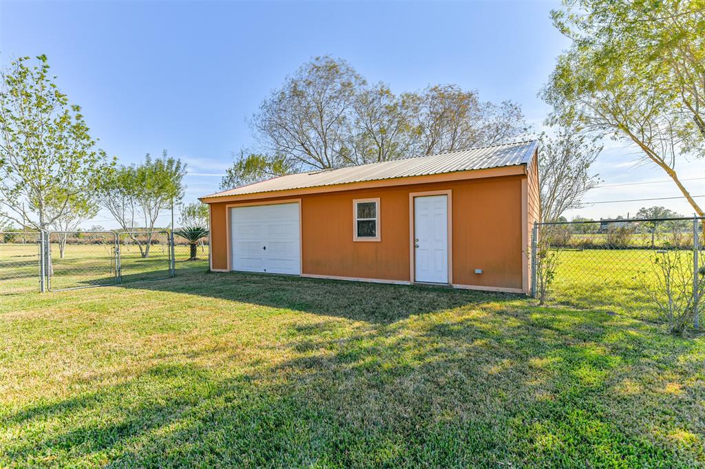 13903 County Road 184, Alvin, Texas image 14