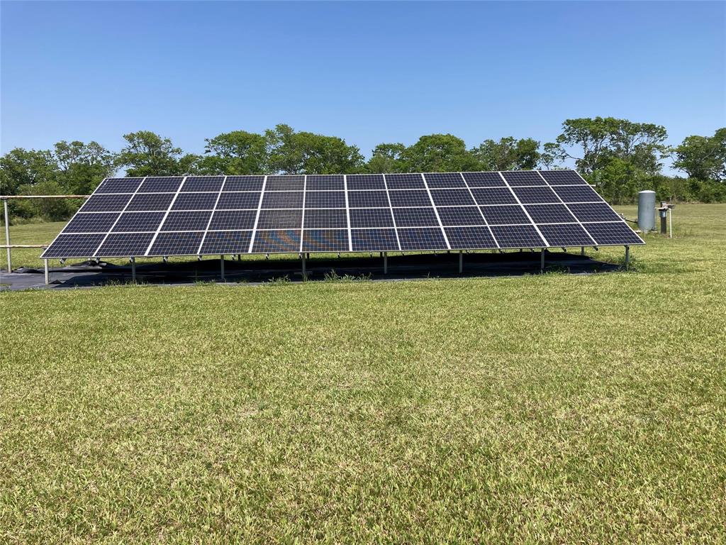 2709 Flores Bayou Bridge Road, Angleton, Texas image 10