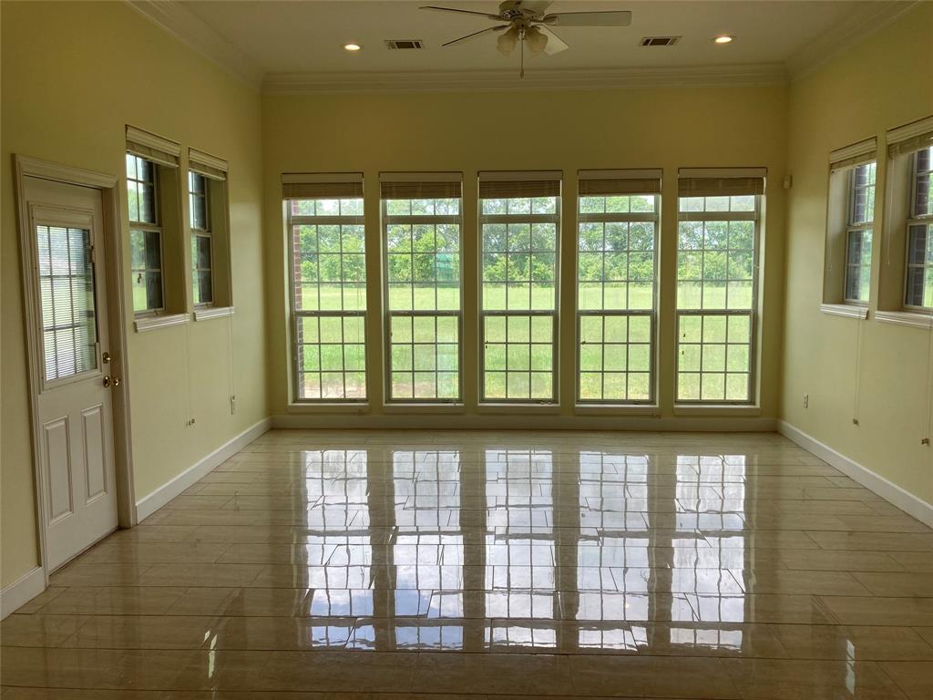2709 Flores Bayou Bridge Road, Angleton, Texas image 12