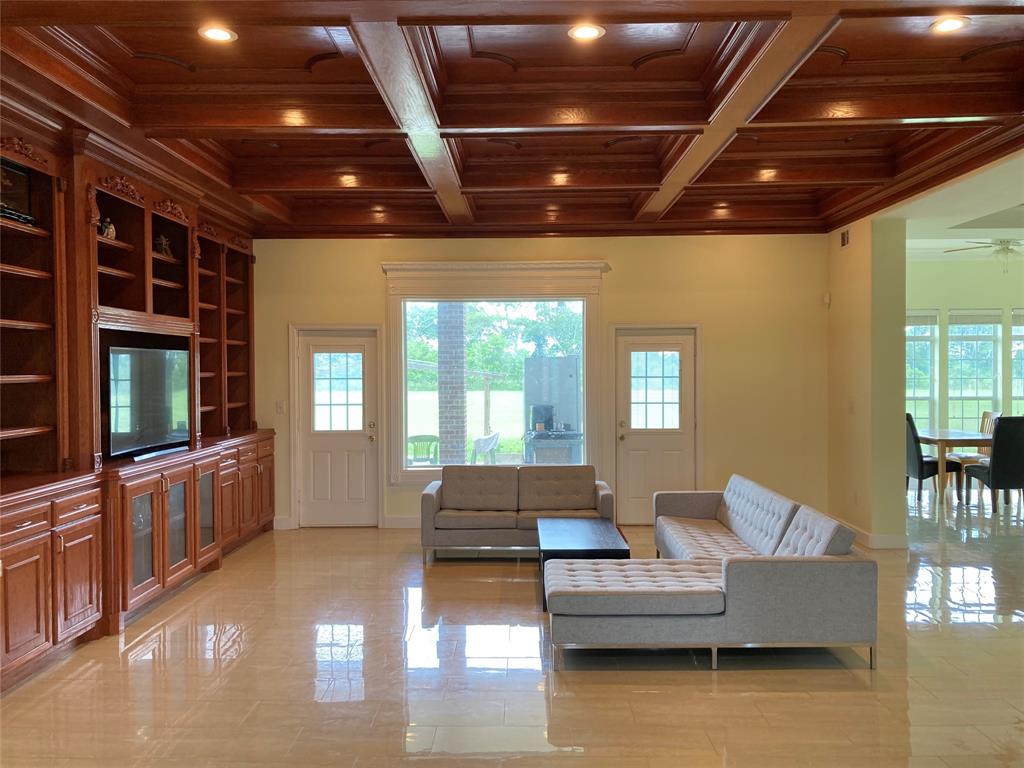 2709 Flores Bayou Bridge Road, Angleton, Texas image 14