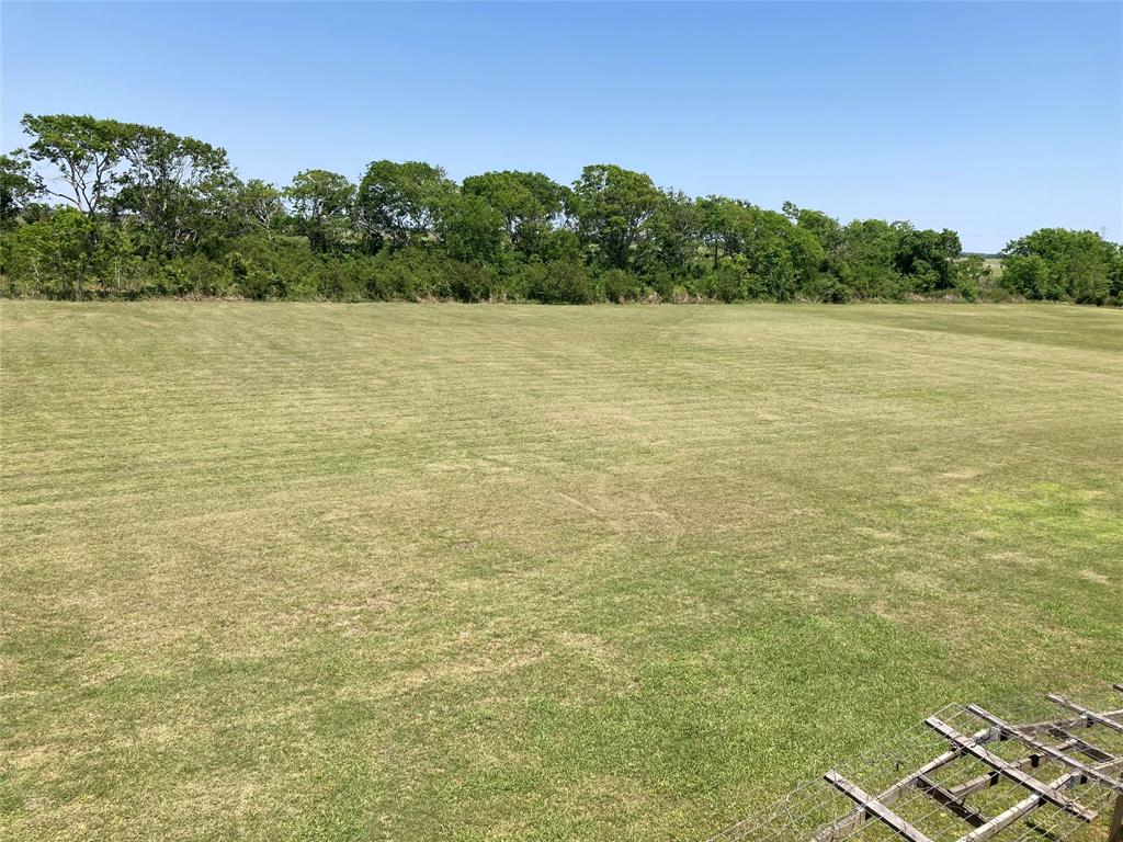 2709 Flores Bayou Bridge Road, Angleton, Texas image 3