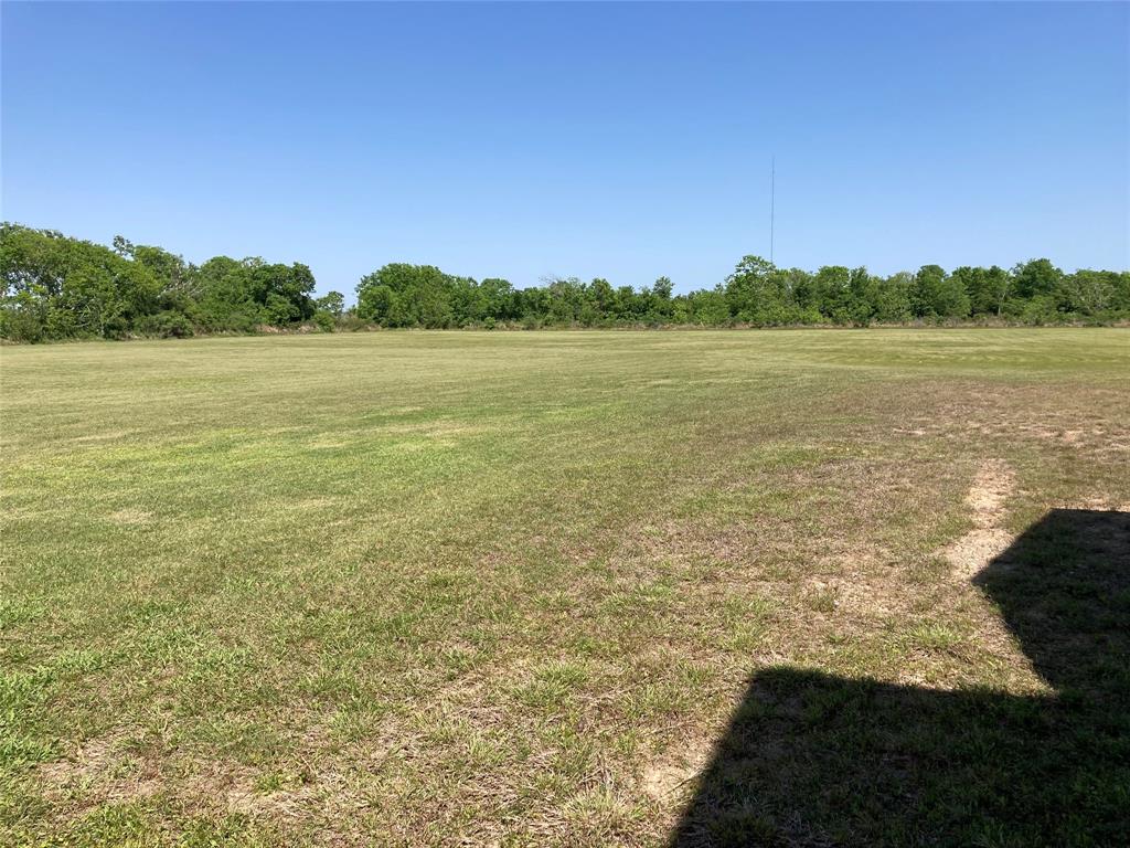 2709 Flores Bayou Bridge Road, Angleton, Texas image 4